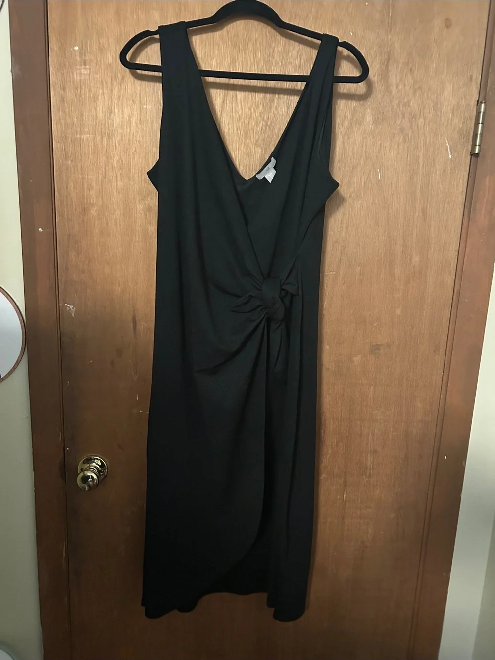 H&M Black Sleeveless Midi Dress with Side Knot